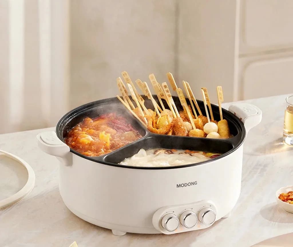 Panela Elétrica com Divisória, 5.6L/8L, 220V