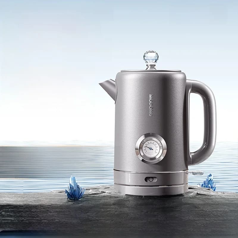 Chaleira Elétrica de Titânio Puro 1.8L com Display de Temperatura
