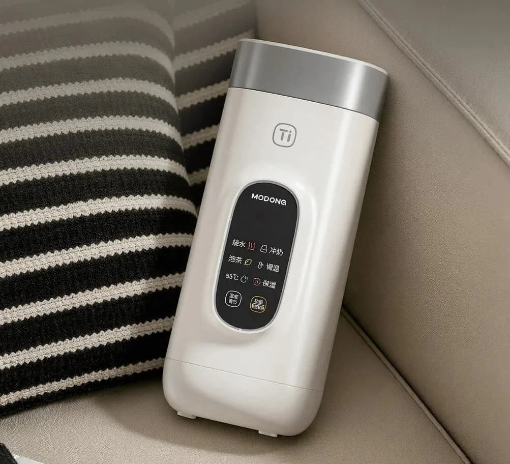 Copo Elétrico de Aquecimento de Água em Titânio para Viagem, 650ml, 220V