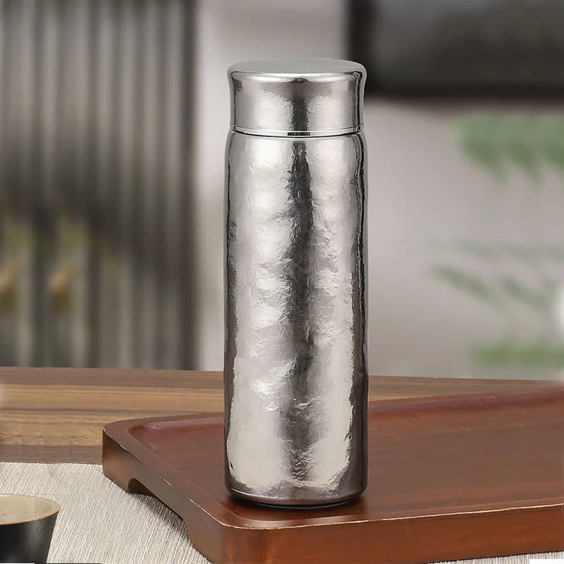 Garrafa Térmica de Titânio Puro com Filtro