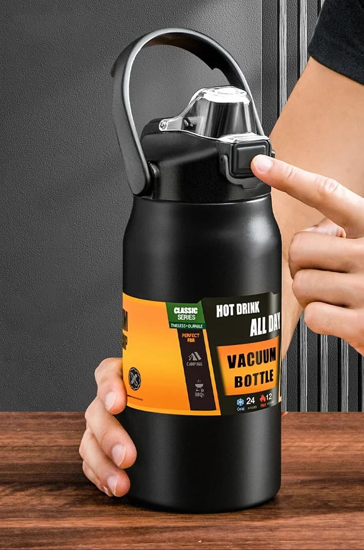 Copo Térmico Outdoor com Canudo 0.8-1.5L